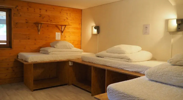 Трёхместный номер Standard Auberge de Jeunesse HI La Clusaz