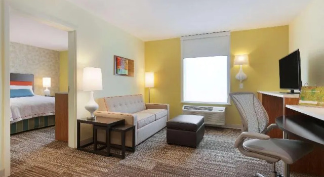 Люкс c 1 комнатой Home2 Suites by Hilton Champaign/Urbana