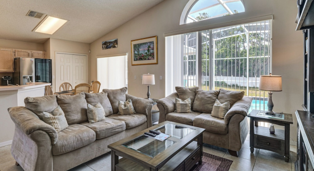 < 5 Mi to Disney Parks: Spacious Home w/ Lanai
