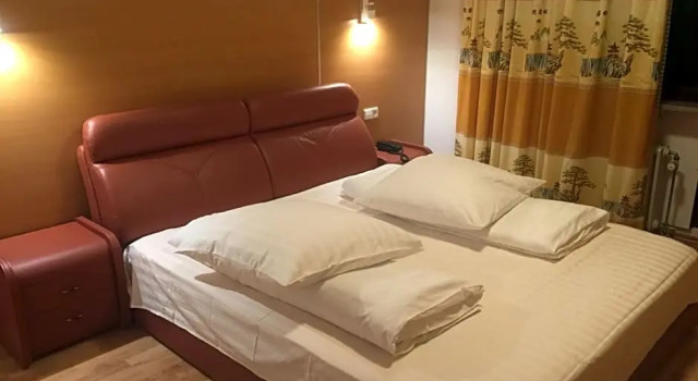 Hotel Adler, Забронировать Отель Гренцах-Вилен Markgräflerland