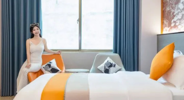 Xinlanwan Holiday Hotel, Book Hotel Danzhou Hainan