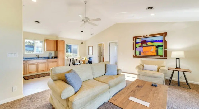 Kelseyville Cottage: Private Deck & On-site Winery