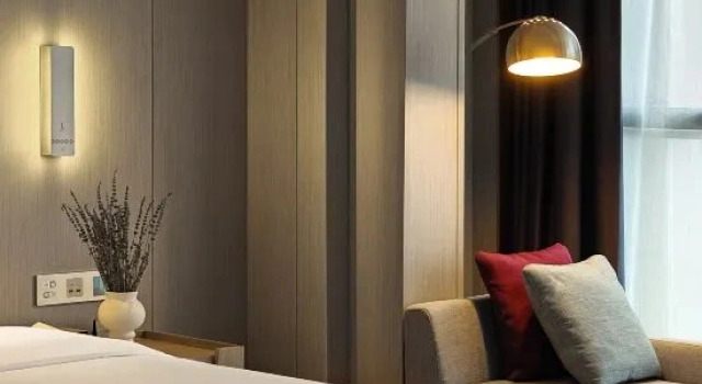 Люкс Lavande Hotels·Guiyaung North Railway Station
