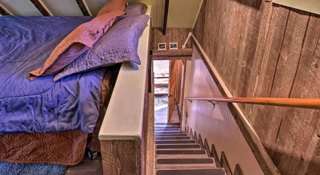 Cozy, Pet-friendly Mtn Cabin: 1 Mi to Lake Gregory, Reservar Hotel Crestline San Bernardino Mountains