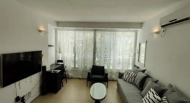 2BDR Holiday Home by Mezizim Beach and TLV Port!, Buchen Sie Hotel Tel Aviv Bezirk Tel Aviv