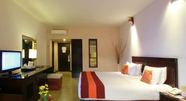 Номер Deluxe The Lokha Legian Resort & Spa