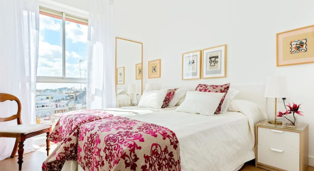 Wonderful Location in La Magdalena Square 2 BD Apartment With Great Views. San Pablo IV, Забронировать Апартаменты/квартира Старый город Севилья, рядом с La Torre de Don Fadrique