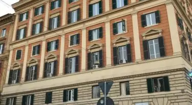 B&B Piazza della Libertà, Забронировать Отель Отели Рима с парковкой, рядом с Pincian Hill, Парковка