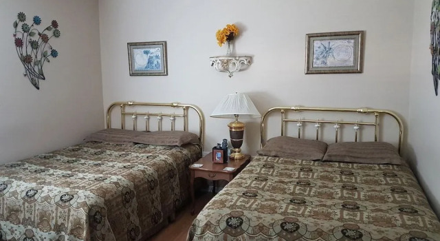 At The Harbourfront B&B, Rezervovat Penzión se snídaní Hotely v Nové Skotsko s parkováním, Parkování