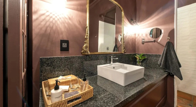Двухместный номер Superior с красивым видом из окна Avondrood Guest House by The Oyster Collection