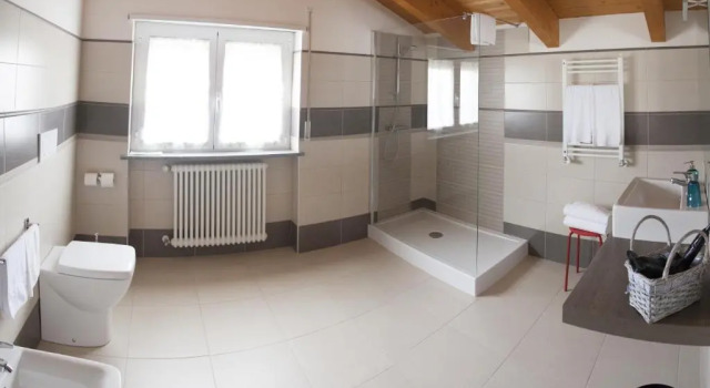 Camera doppia Deluxe con balcone B&B Alba in Langhe