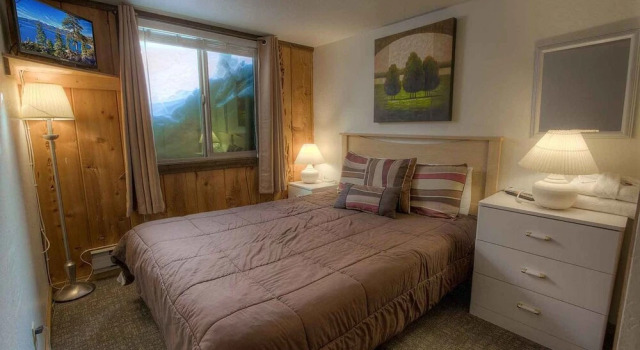 Tahoe Olympic by Lake Tahoe Accommodations, Book Feriehus Sommerhuse i Stateline, Hytte