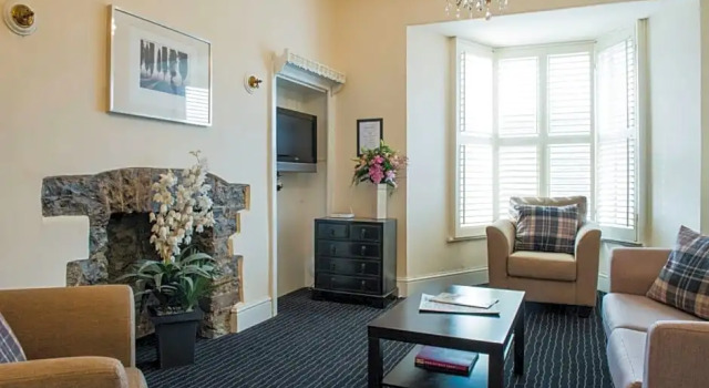 Апартаменты The Bear, Cowbridge