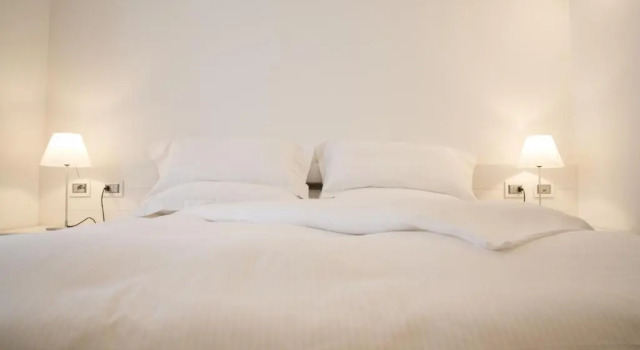 Villa Navalia, Book Villa Hotels in Como with a Pool, Swimming Pool