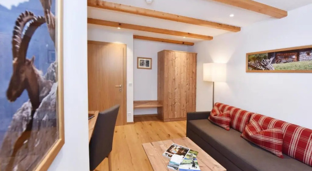 Gasthaus & Pension Alphorn, Book Hotel Hotels in Vorarlberg with Parking, Parking