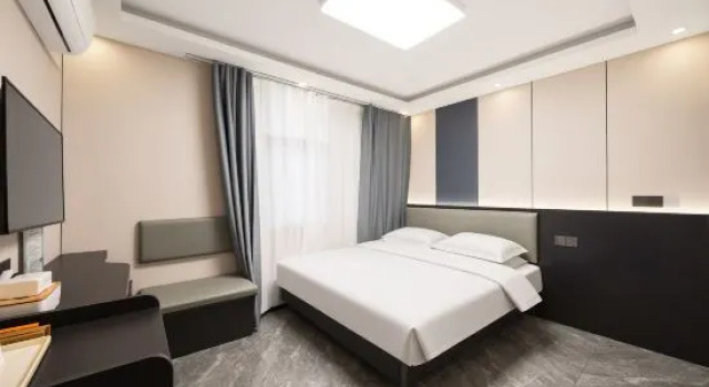 Кровать в общем номере (женский номер) Chuxin Moshe Designer Hostel