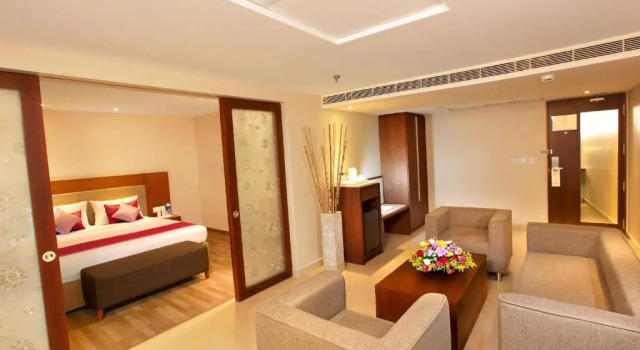 Люкс Park Residency Adoor
