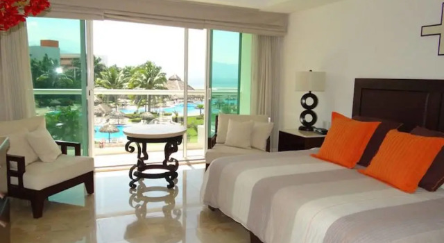 Unlimited Luxury CARRILLO'S Condo, Book Apartment Puerto Vallarta Jalisco