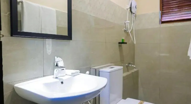 Limeshine - Airport Transit Hotels & Residences, Забронировать Отель Бизнес-отели Западной провинции, 4* 5*