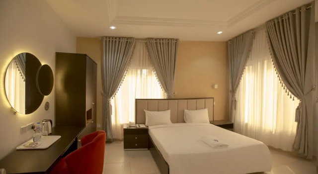 Triple 9 Apartments,Pool & Spa, Book Apartment Hotels in Bwari with a Pool, Swimming Pool