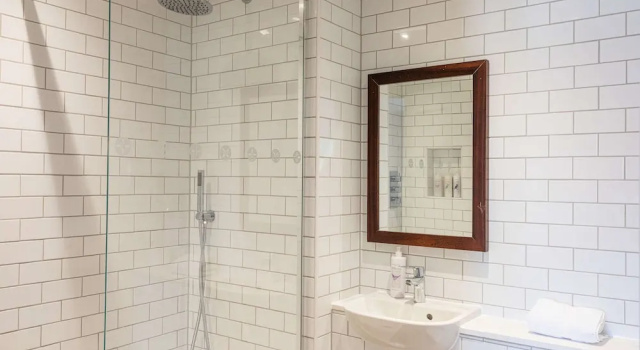 Двухместный номер Comfort The Bridge Hotel