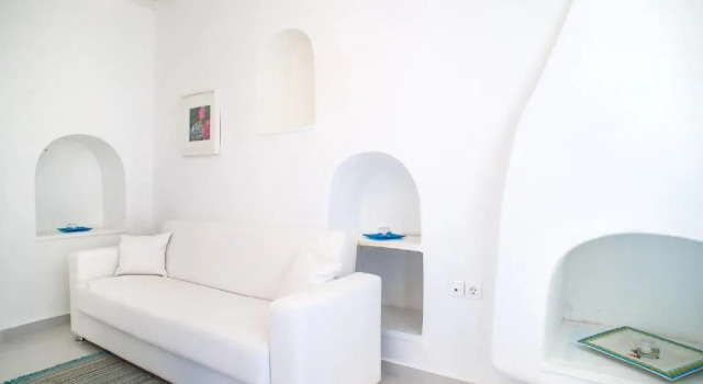 Коттедж c 1 комнатой Chora House
