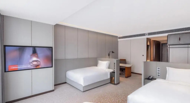Двухместный клубный номер Premium Crowne Plaza Qingdao Jinshui by IHG