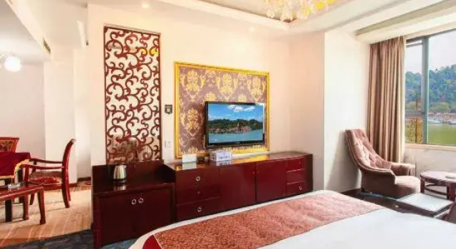 Люкс Deluxe Jintaoyuan Hotel