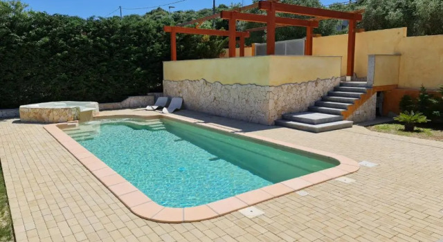Вилла Villa Vivi. Piscina, idro, giardino e condizionatore