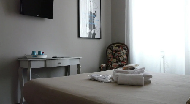 B & B Li Rioni, Забронировать Отель Отели Рима с завтраком, рядом с Станция метро Manzoni, Завтраки
