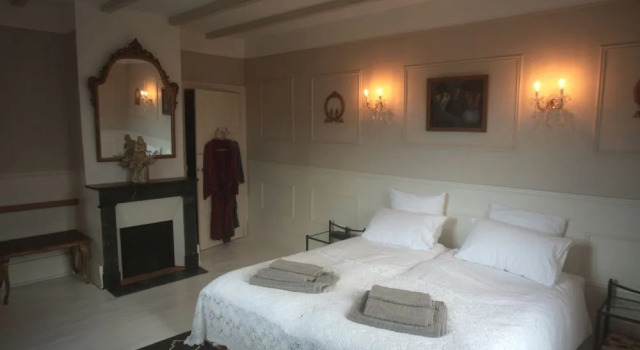 Château de la Blainie, Đặt Khách sạn Albas Lot Valley