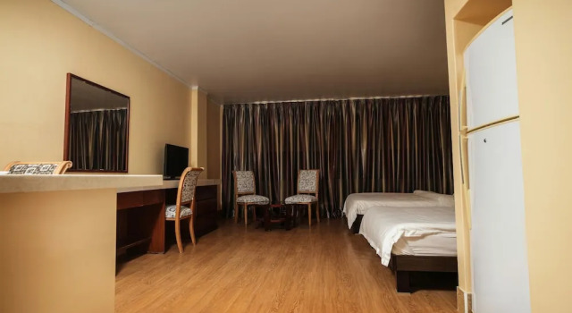 Gold Beach Hotel