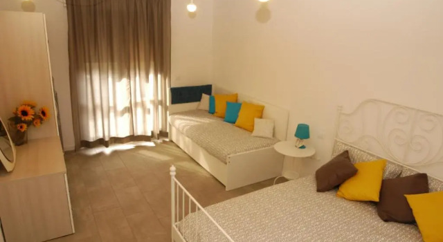 Il girasole, Book Hotel Hotels in Dervio with Parking, Parking