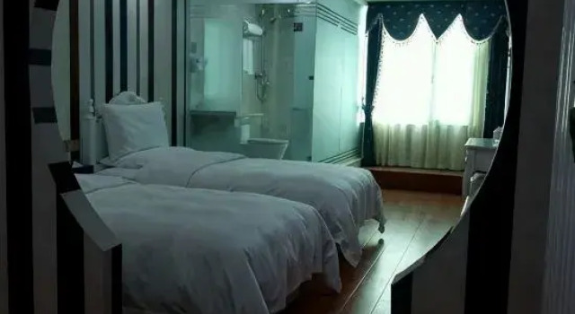 Люкс Business Liaocheng Ruishi Theme Hotel