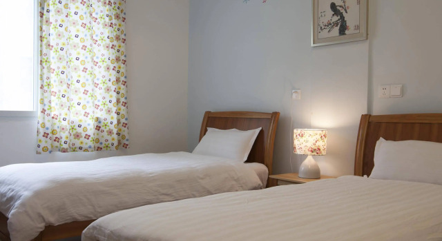 Changsha International Youth Hostel, Book Hostel Hostels in Changsha, near Martyrs Park, Hostel