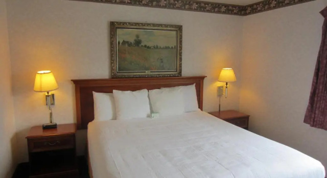Двухместный номер Deluxe Cherry Orchard Inn
