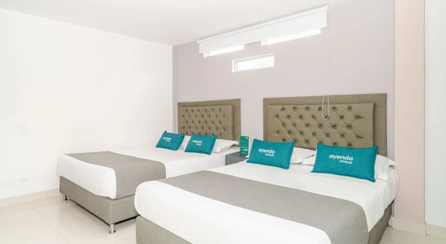 Четырёхместный номер Standard Hotel 79 parque del poblado
