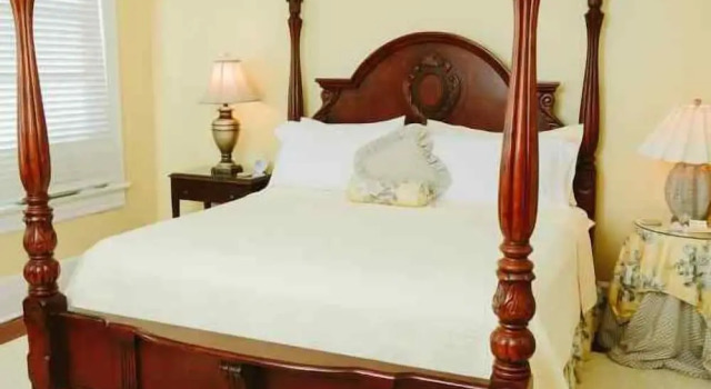 Номер Standard Chestnut Street Inn B&B