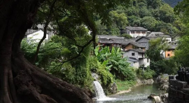 Fu Man Jia Ke Zhan, Rezervovat Hotel Hezhou Hunan