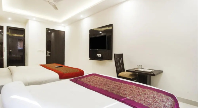 Номер Standard HOTEL ICONIC At Delhi International Airport