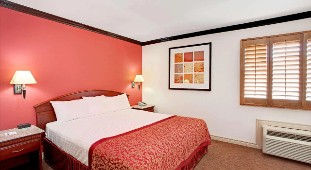 Двухместный номер Standard Ramada by Wyndham Pasadena