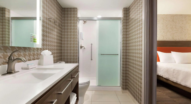 Двухместный люкс c 1 комнатой Home2 Suites By Hilton Portland Airport