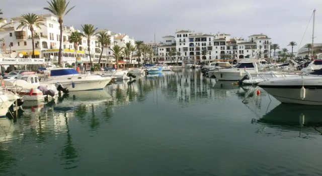 Апартаменты 2197-Superb 2bedrooms in residence with pool!