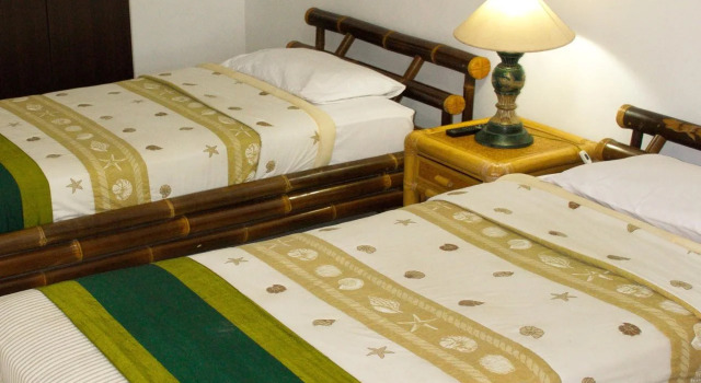 Bunut Garden Bed & Breakfast, Забронировать Отель Отели провинции Бали с завтраком, Завтраки