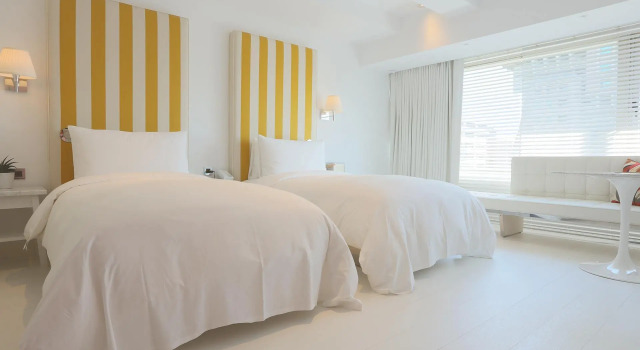 Двухместный номер Standard S Hotel Designed by Philippe Starck (Quarantine Hotel)