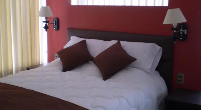 Люкс Bolivian Rooms & Suites