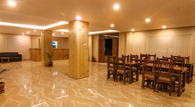 OYO 163 Hotel Arhant Inn