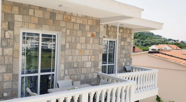 Апартаменты Apartments Cota Guesthouse