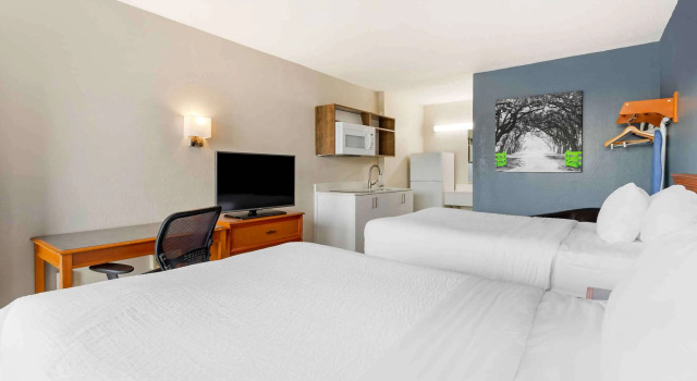 Четырёхместный люкс Extended Stay America Suites - Bristol