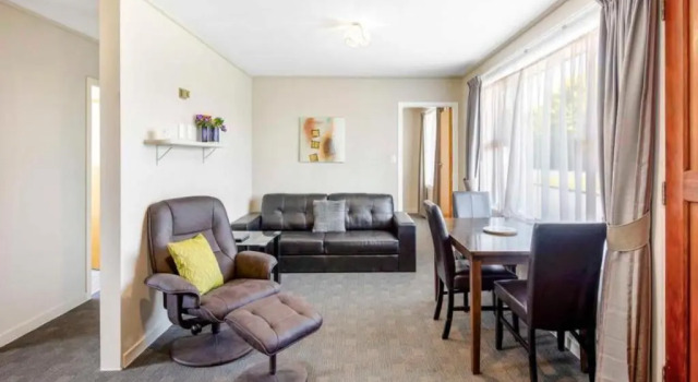 Семейный люкс с 2 комнатами Oakleigh Motel